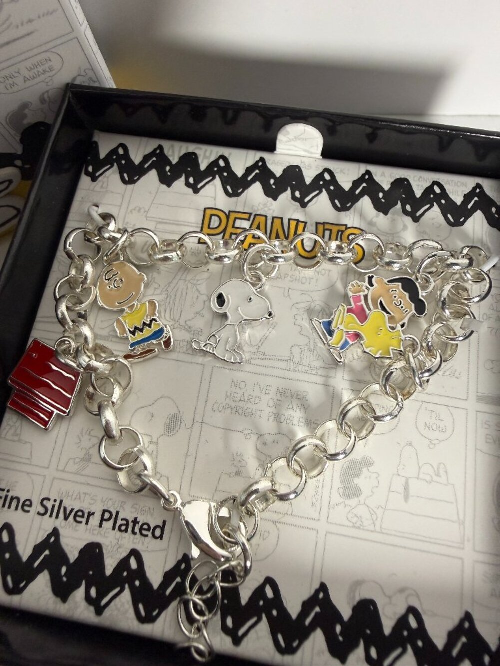 Snoopy & Friends Peanuts 7.5 Fine Silver Plated Charm Bracelet Nostalgia Fun NEW